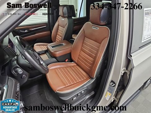Used 2024 GMC Yukon Denali Ultimate AWD/4WD image 31