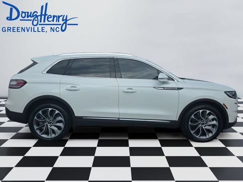 Used 2022 Lincoln Nautilus Reserve w/ Equipment Group 201A FWD image 6