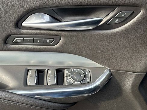 Used 2021 Cadillac XT4 Premium Luxury image 27