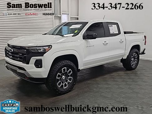 Used 2024 Chevrolet Colorado Z71 AWD/4WD image 4