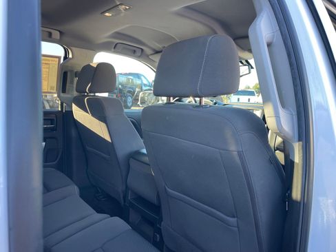 Used 2018 Chevrolet Silverado 1500 LT image 24