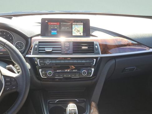 Used 2018 BMW 330i Sedan image 17