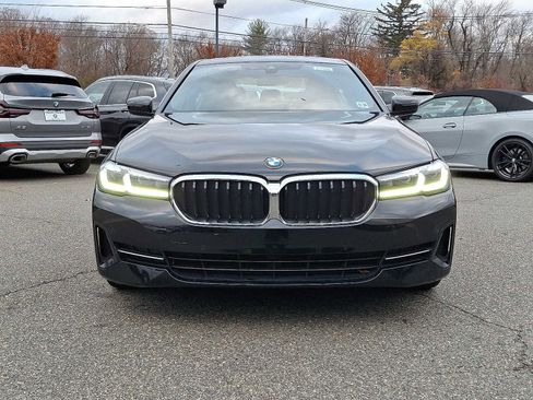 Used 2023 BMW 530i xDrive w/ Convenience Package image 2