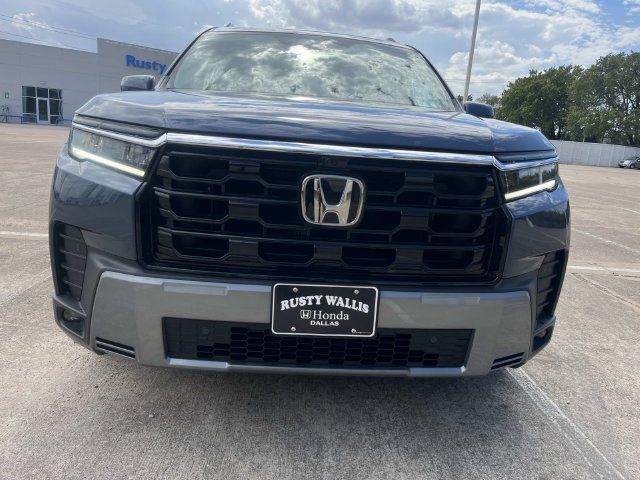 New 2026 Honda Pilot Touring image 4