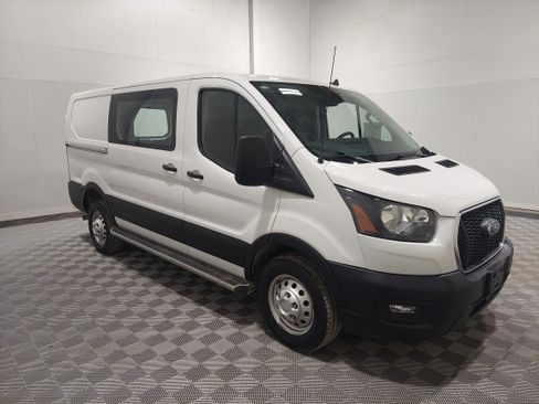 Used 2024 Ford Transit 250 Low Roof AWD w/ Exterior Upgrade Package image 4