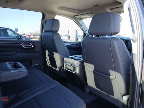 Used 2025 Chevrolet Silverado 3500 LTZ w/ LTZ Plus Package image 50