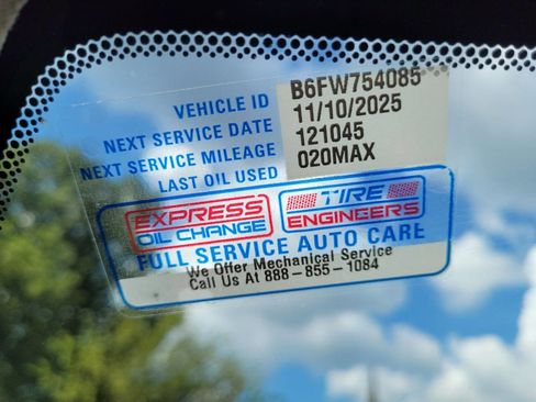 Used 2015 Jeep Cherokee Sport w/ Sport Appearance Group image 9