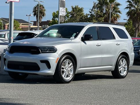 Used 2024 Dodge Durango GT RWD image 8