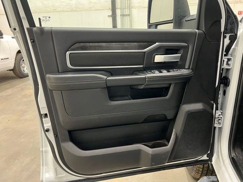 Used 2024 RAM 2500 Big Horn image 13
