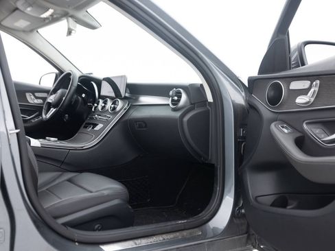 Used 2019 Mercedes-Benz C 300 Sedan image 30