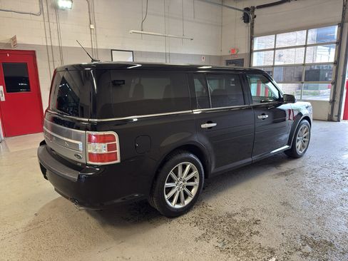 Used 2018 Ford Flex Limited AWD/4WD image 6