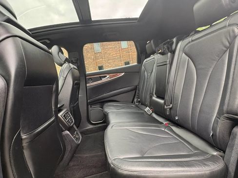 Used 2017 Lincoln MKX Reserve AWD/4WD image 23