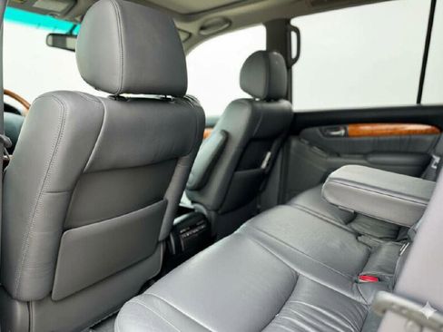 Used 2003 Lexus GX 470 image 12