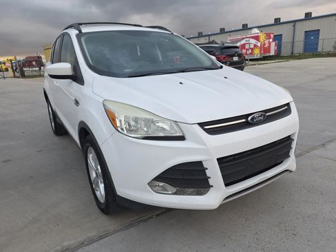 Used 2016 Ford Escape SE w/ Equipment Group 201A FWD image 32