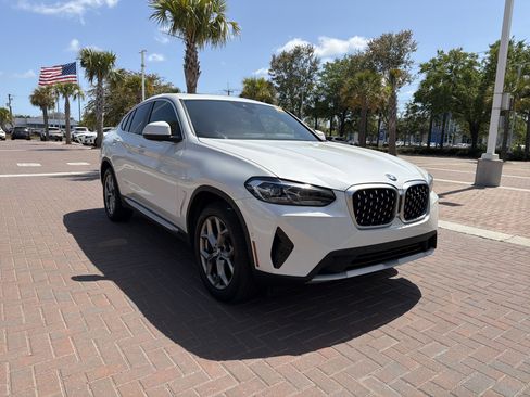 Used 2025 BMW X4 xDrive30i image 19