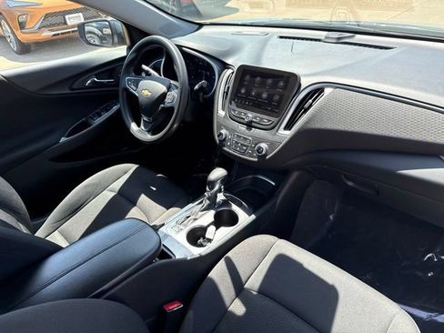 Used 2024 Chevrolet Malibu LT FWD image 42