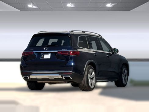 Used 2022 Mercedes-Benz GLS 450 4MATIC image 9