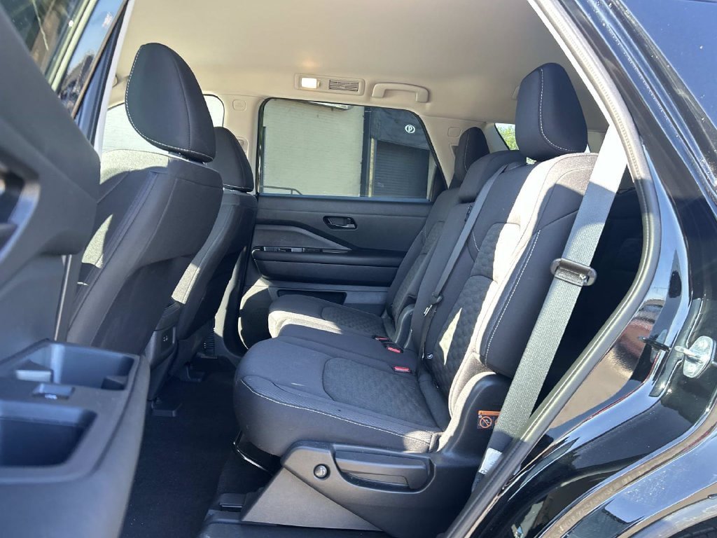 Certified 2024 Nissan Pathfinder S AWD/4WD image 13