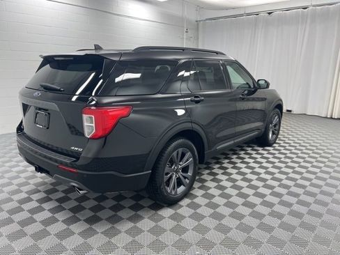 Used 2023 Ford Explorer XLT w/ Equipment Group 202A image 6