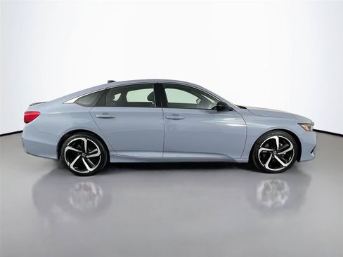 Used 2022 Honda Accord Sport image 7