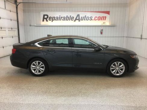 Used 2019 Chevrolet Impala LT w/ LT Leather Package FWD image 6