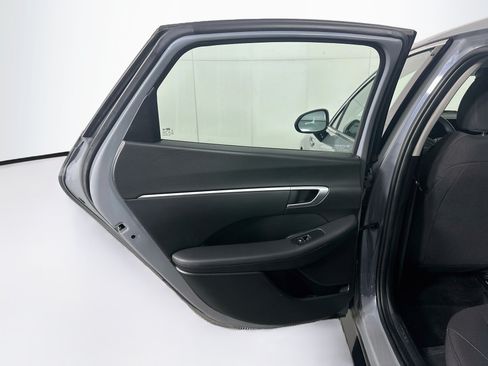 Used 2025 Hyundai Sonata SEL FWD image 25