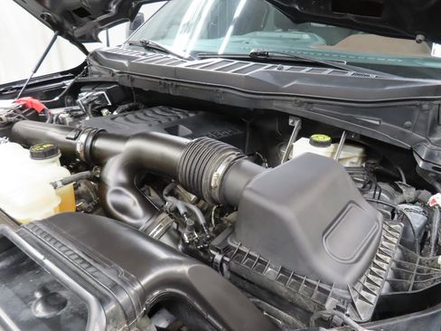 Used 2023 Ford F150 Lariat w/ Equipment Group 502A High AWD/4WD image 28