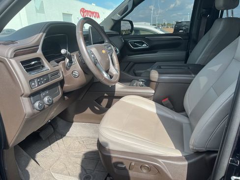 Used 2023 Chevrolet Tahoe LT w/ Luxury Package image 7
