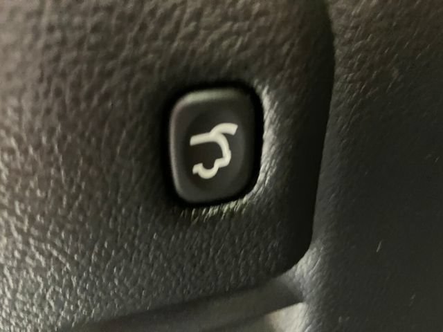 Used 2018 Jeep Grand Cherokee Limited w/ Luxury Group II AWD/4WD image 46
