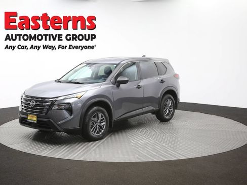 Used 2024 Nissan Rogue S AWD/4WD image 56