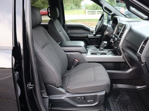 Used 2016 Ford F150 XLT w/ Equipment Group 302A Luxury AWD/4WD image 22
