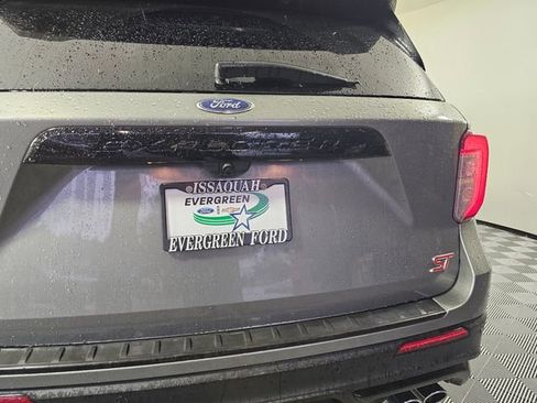 Used 2020 Ford Explorer ST w/ Premium Technology Package image 16