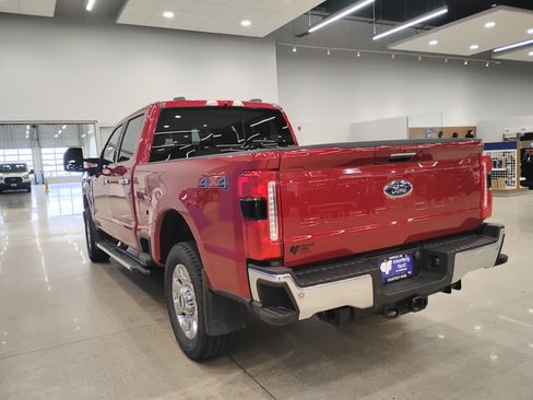 Used 2024 Ford F250 Lariat w/ Chrome Package image 5