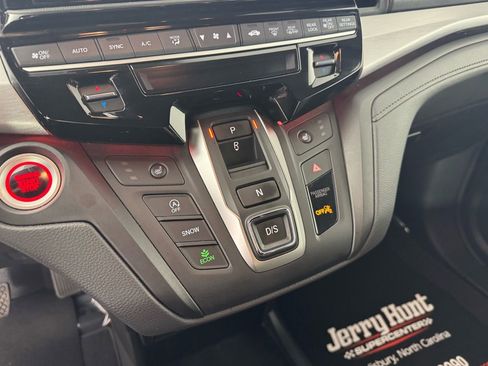 Used 2025 Honda Odyssey Sport-L image 20