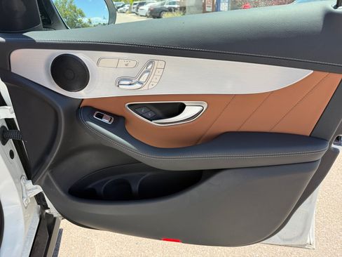 Certified 2022 Mercedes-Benz GLC 43 AMG 4MATIC image 16