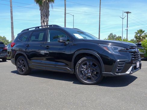 Certified 2023 Subaru Ascent Onyx Edition Limited AWD/4WD image 4