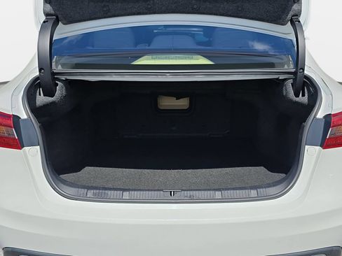 Used 2016 Toyota Avalon XLE FWD image 12