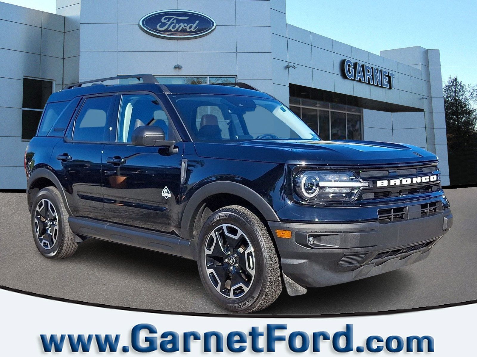 Certified 2024 Ford Bronco Sport Outer Banks w/ Tech Package AWD/4WD image 1