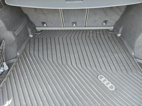 Used 2025 Audi Q5 Premium Plus w/ Premium Plus AWD/4WD image 42