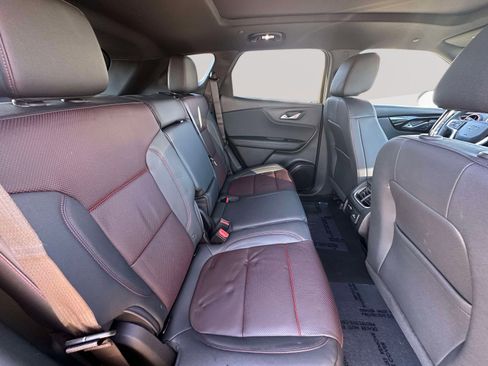 Certified 2025 Chevrolet Blazer RS w/ Driver Confidence II Package image 31
