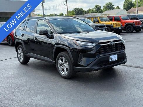 Used 2023 Toyota RAV4 XLE image 2