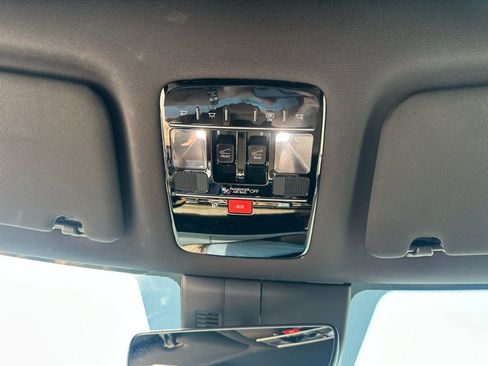 Used 2025 Hyundai Santa Fe Limited image 23