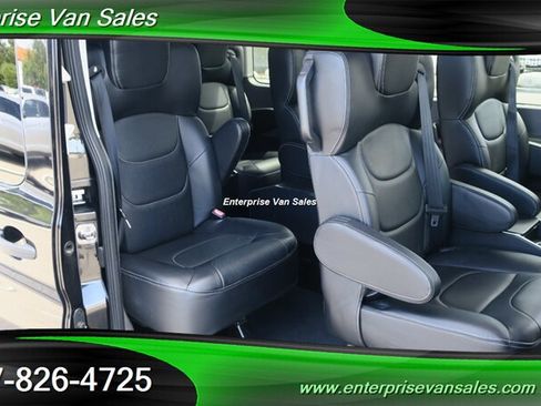 Used 2022 Ford Transit 350 XLT RWD image 18
