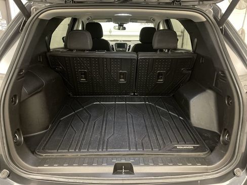 Used 2022 Chevrolet Equinox LT FWD image 18