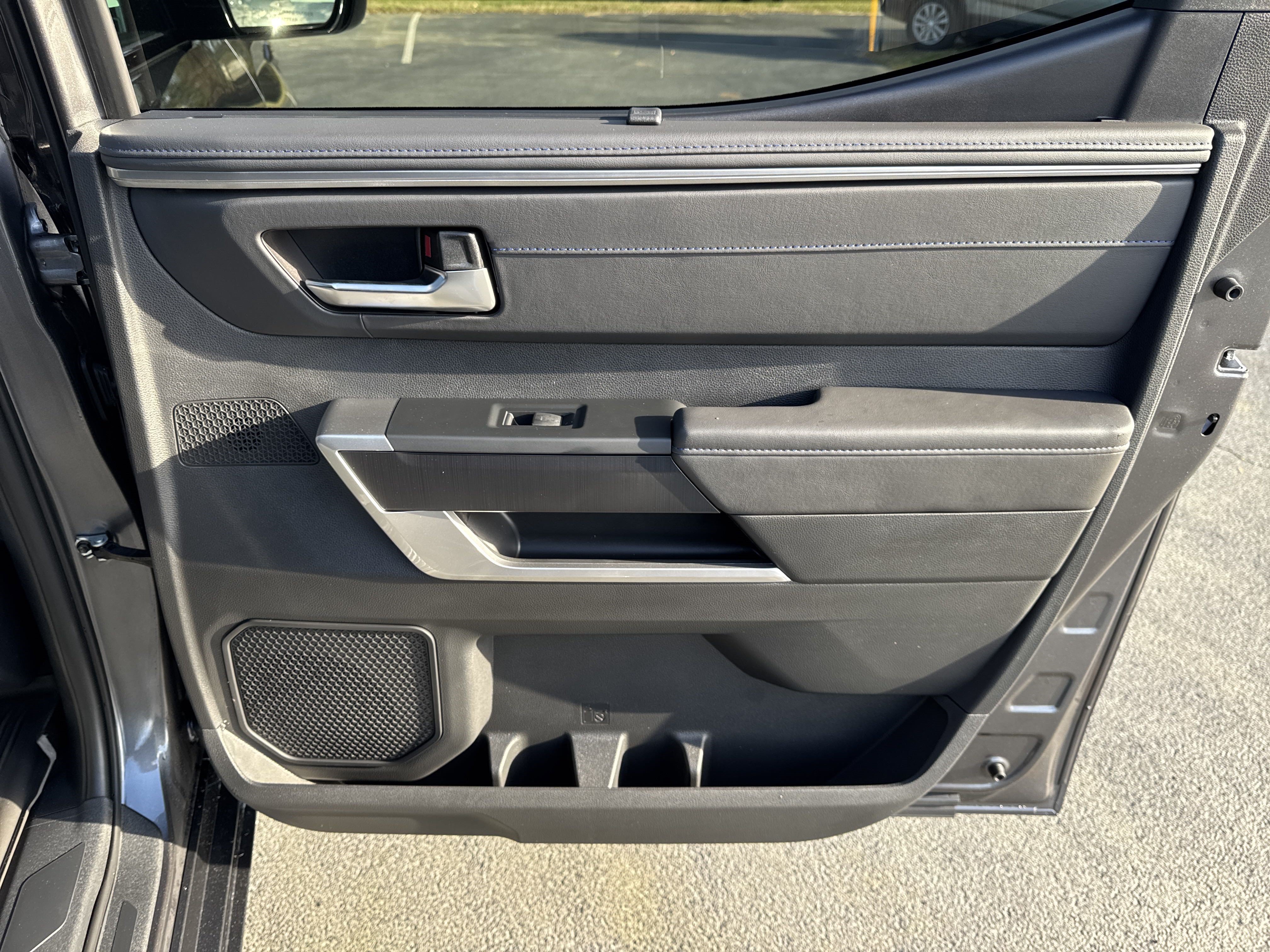 New 2025 Toyota Tundra Platinum AWD/4WD image 33