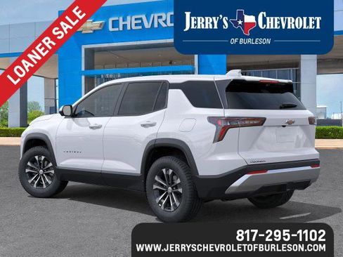 New 2026 Chevrolet Equinox LT w/ Convenience Package II image 3