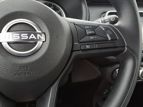 Certified 2025 Nissan Kicks Play S FWD image 3