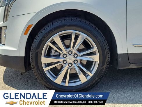 Certified 2024 Cadillac XT5 Premium Luxury FWD image 19