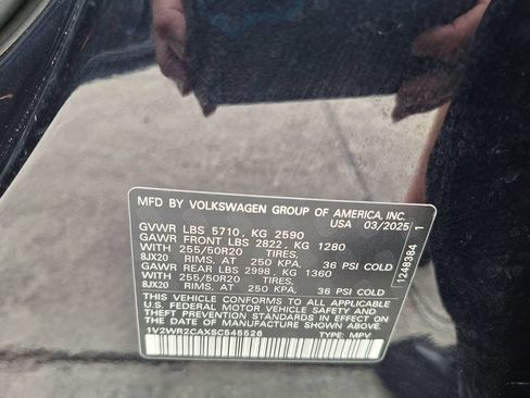 Used 2025 Volkswagen Atlas SE FWD image 37