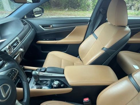 Used 2019 Lexus GS 350 F Sport RWD image 9